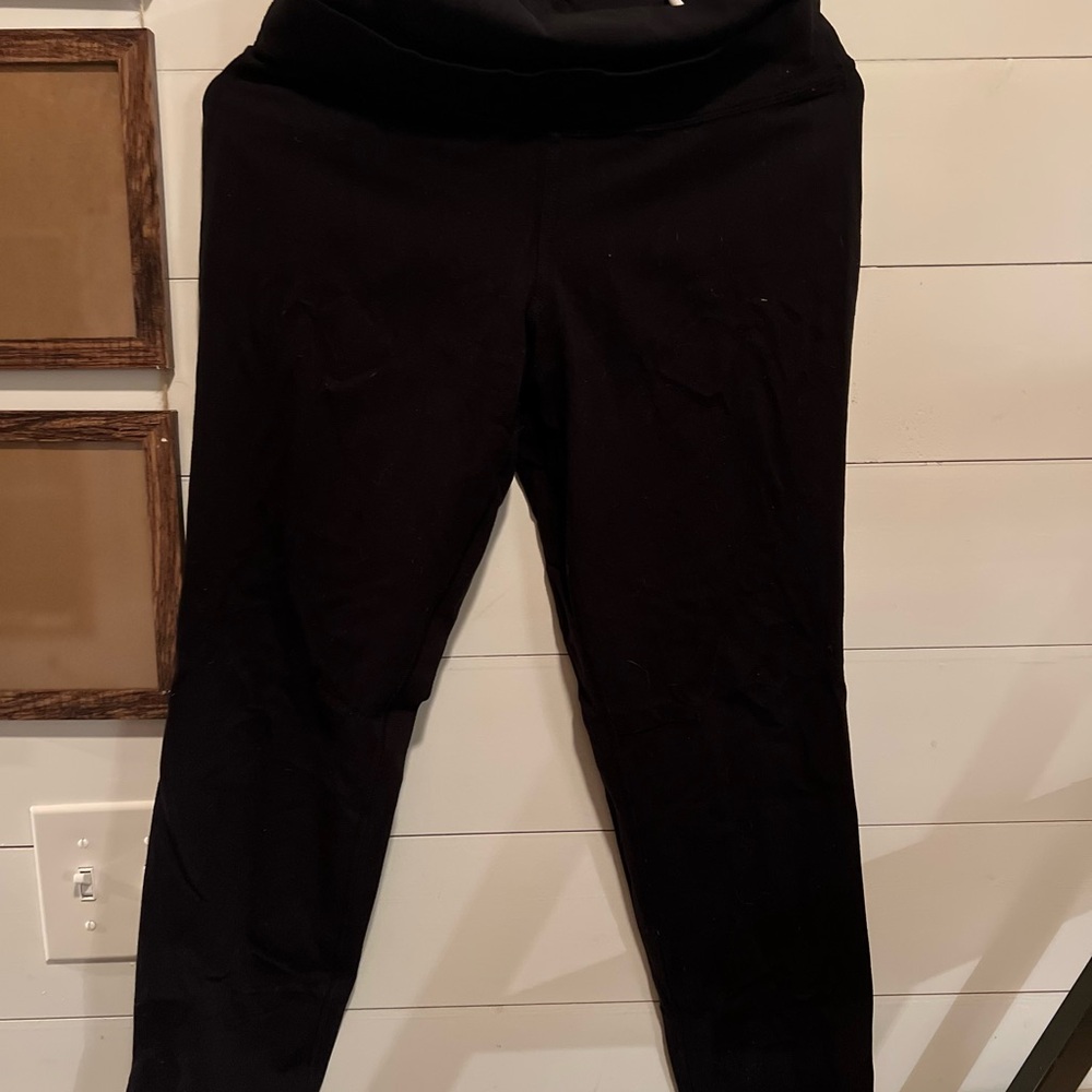 Lululemon Athletica Black Cropped Pants